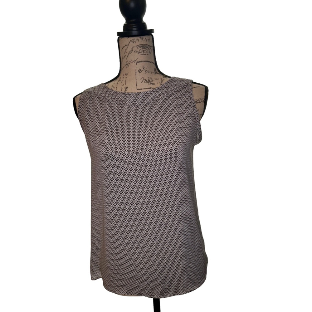 Loft Petite Small Black and White Patterned Tank with Button up Back